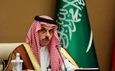 السعودية تطرد الملحق العسكري الإيراني وأربعة دبلوماسيين إيرانيين من البلاد