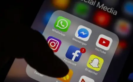 إندونيسيا تشدد القيود على استخدام القاصرين للمنصات الرقمية