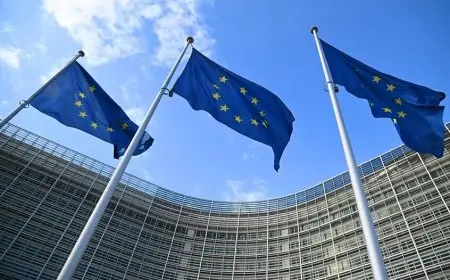 المفوضية الأوروبية تدعو دول الاتحاد إلى تنسيق عاجل لمواجهة ارتفاع أسعار النفط بسبب حرب الشرق الأوسط