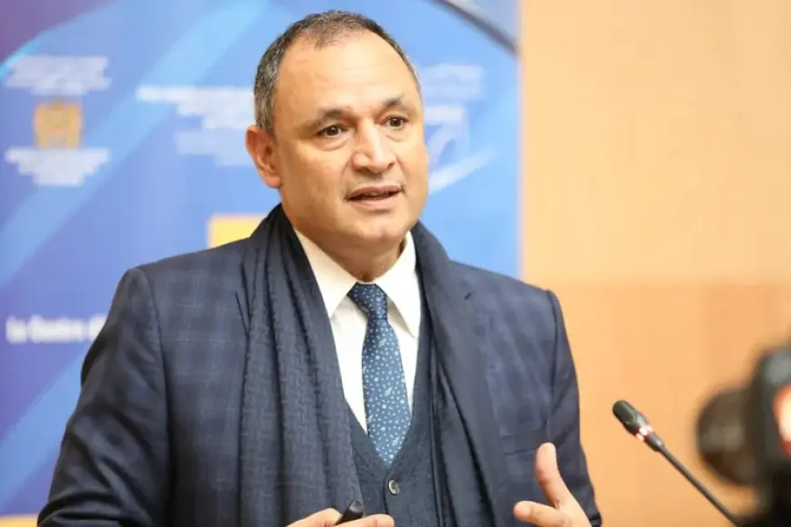 الوزير رياض مزور يثير جدلا بعد تصريحات مثيرة هاجم فيها مغاربة العالم
