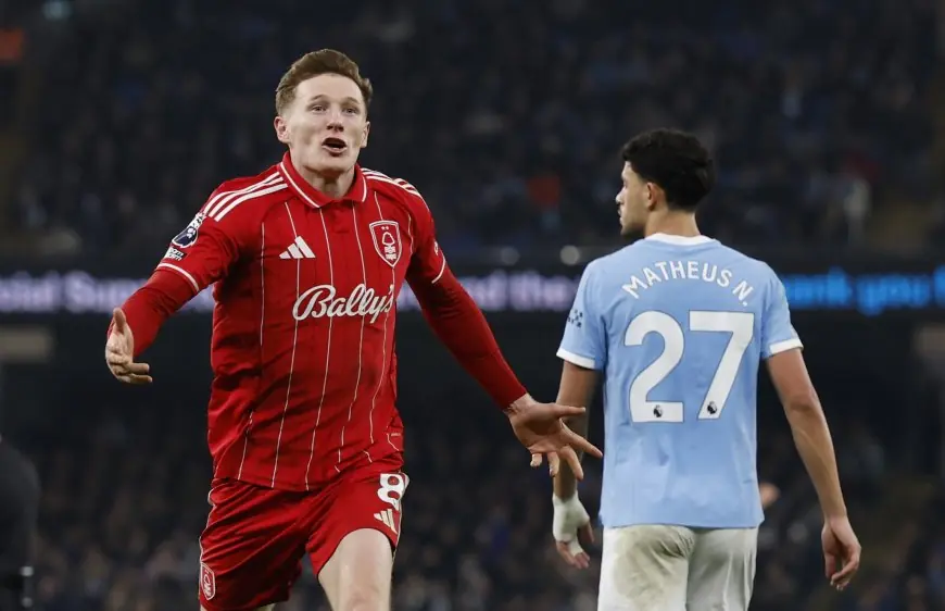 الدوري الانجليزي.. مانشستر سيتي يكتفي بالتعادل مع نوتينغهام وتشيلسي يكتسح أستون فيلا برباعية