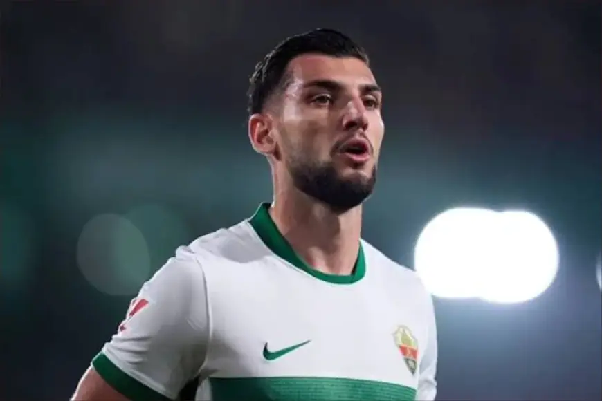 بعد أيام من إهانته العنصرية لعمر الهلالي.. رافا مير مهدد بالسجن لأكثر من 10 سنوات