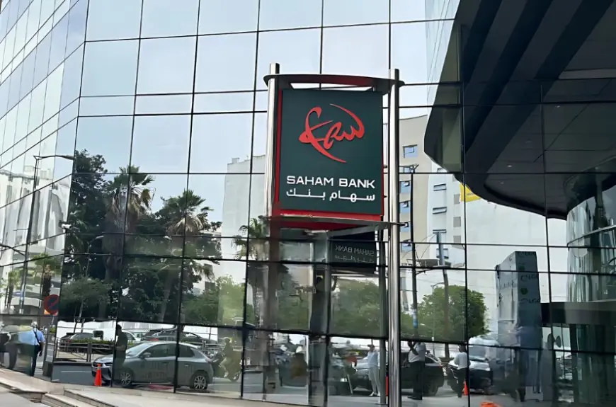 زبناء "سهام بنك" يتفاجؤون بطلبات تغيير البطاقات البنكية وزيادة الرسوم شهرية