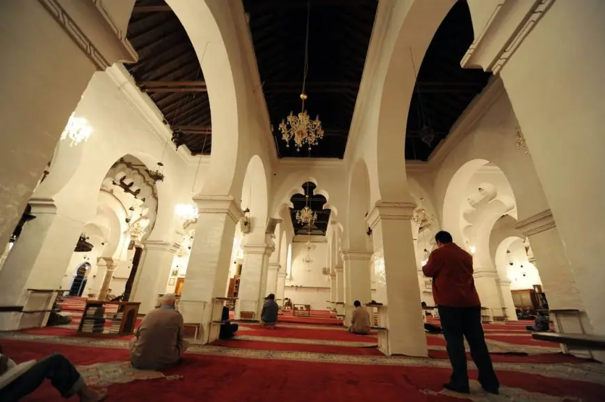 وفاة مصلي داخل مسجد بسلا أثناء أداء صلاة التراويح