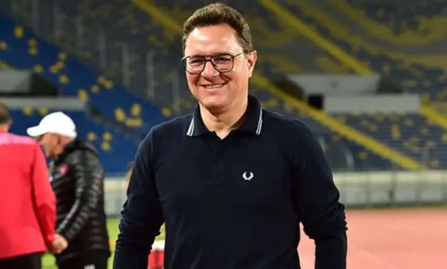 الوداد يقرر إنهاء ارتباطه ببنهاشم ويقترب من التعاقد مع مدرب فرنسي