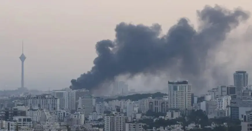 انفجارات تهز بندر عباس بإيران وسط ضربات إسرائيلية مكثفة