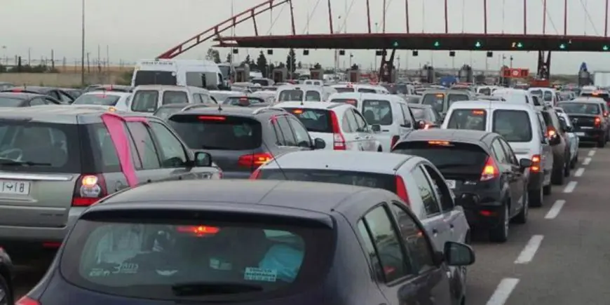 الطرق السيارة تدعو مستعملي الطريق إلى أخذ الحيطة والحذر تزامنا مع نشرة إنذارية بأمطار رعدية قوية