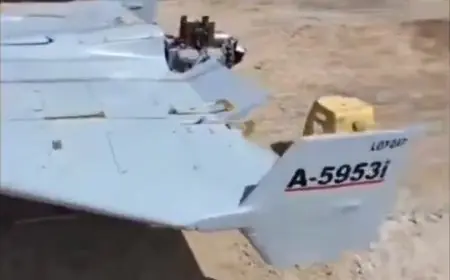 بعد سقوطها.. مراهقون في العراق يعرضون طائرة مسيرة للبيع عبر تيك توك