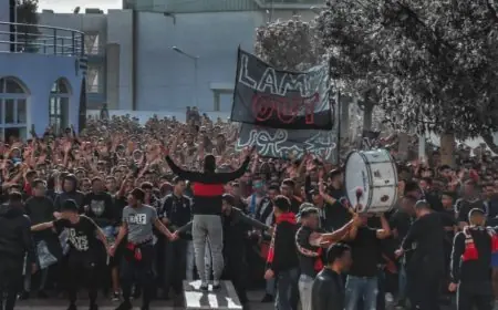 جماهير حسنية أكادير تعود إلى الاحتجاج وتطالب برحيل رئيس النادي ومكتبه