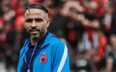 اللاعب الجزائري هواري فرحاني يخرج بتوضيح جديد عن واقعة ”إزالة العلم المغربي من قميص أولمبيك آسفي”