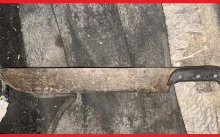 مفتش شرطة بسطات يطلق رصاصة تحذيرية لتوقيف شخص خطير واجه رجال الأمن بالسلاح الأبيض