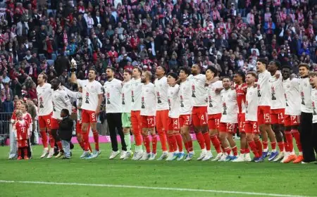 بايرن ميونخ يتوج بلقب الدوري الألماني للمرة 35 في تاريخه