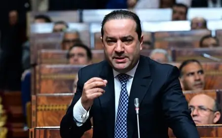 فريق الأحرار يشيد بالإنجازات الحكومية ويدعو إلى تقييم موضوعي