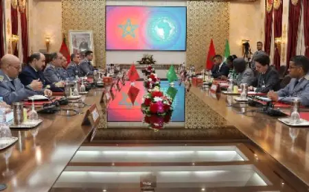 مباحثات بالرباط بين مسؤولين عسكريين مغاربة ومفوض الاتحاد الإفريقي للشؤون السياسية