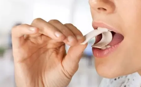 الكشف عن علكة ذكية تقلل ميكروبات سرطان الفم دون الإضرار بالبكتيريا النافعة