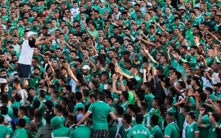 جماهير الرجاء تؤكد وفاءها.. إقبال كبير على تذاكر مواجهة الدفاع الجديدي