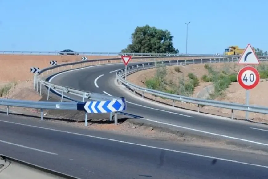 تأخر أشغال عين مشلاوة يزيد معاناة مستعملي الطريق بين طنجة وتطوان