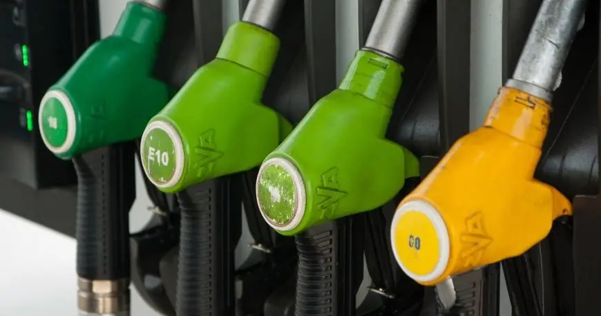 Hausse du gasoil et baisse de l’essence attendues lundi au Maroc