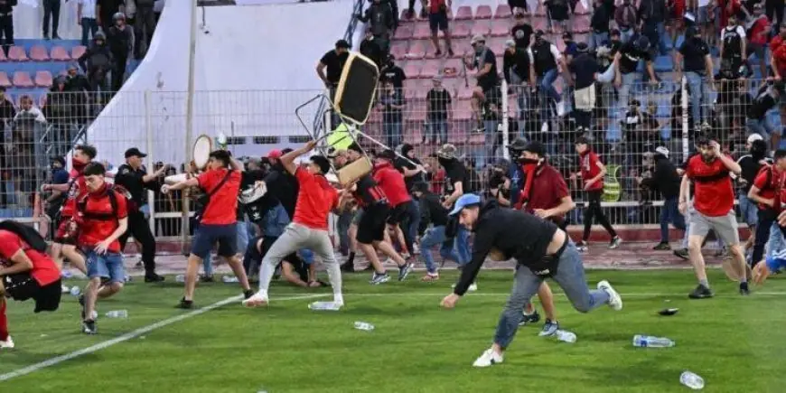 النقابة الوطنية لمهنيات ومهنيي الإذاعة والتلفزة تدين أحداث الشغب بمباراة أولمبيك آسفي واتحاد العاصمة