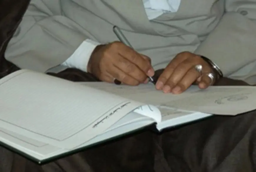 العدول يواصلون إضرابهم المفتوح عن العمل ويعطلون مصالح المواطنين