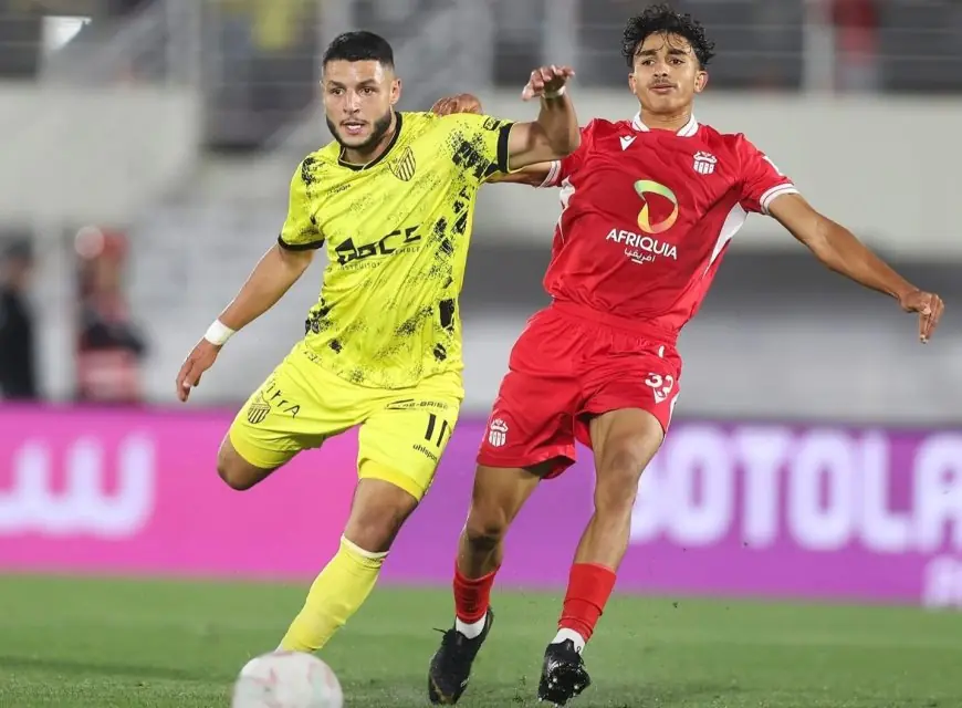 المغرب الفاسي يقسو على حسنية أكادير برباعية في البطولة الاحترافية