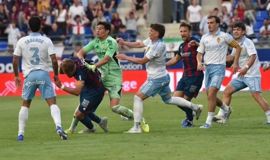 إيقاف حارس ريال سرقسطة 13 مباراة بسبب اعتدائه على لاعب هويسكا