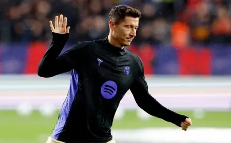 برشلونة يعلن رسميا رحيل روبرت ليفاندوفسكي بنهاية الموسم
