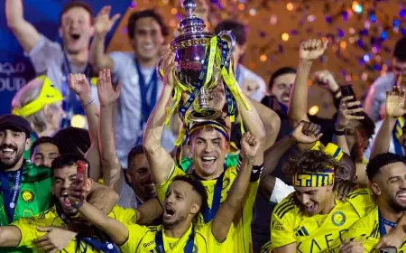 النصر يتوج بطلا للدوري السعودي بعد فوزه على ضمك
