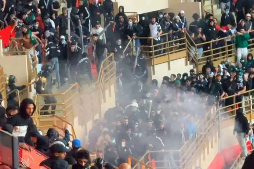 العصبة الاحترافية تصدر عقوبات في حق الجيش والرجاء بعد أحداث "كلاسيكو الشغب"
