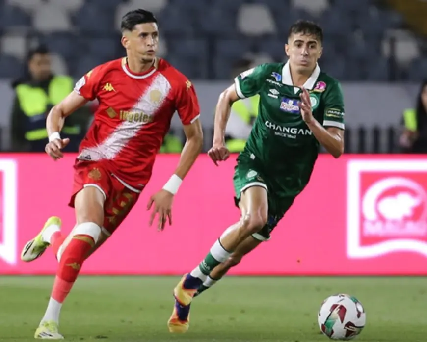 Wydad Casablanca s’impose face au Raja dans le derby malgré la domination des Verts