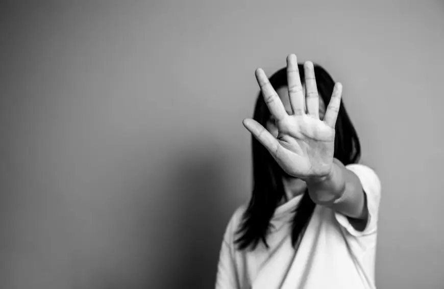 خلف أسوار الإغلاق.. لماذا تزداد معدلات العنف ضد النساء أثناء الأوبئة؟