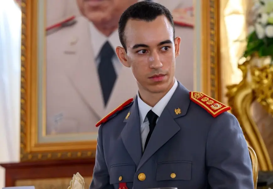 الأمير مولاي الحسن يترأس مأدبة غداء بالرباط تخليدا للذكرى الـ70 لتأسيس القوات المسلحة الملكية
