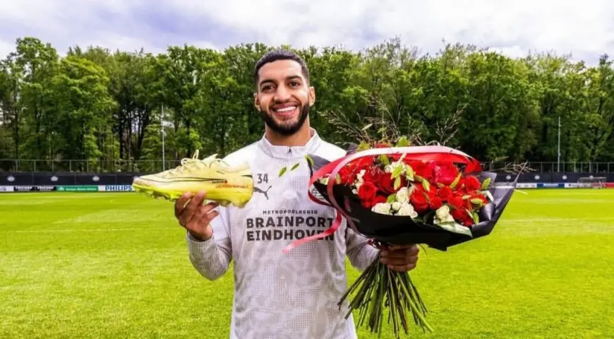 إسماعيل الصيباري يتوج بجائزة أفضل لاعب في الدوري الهولندي