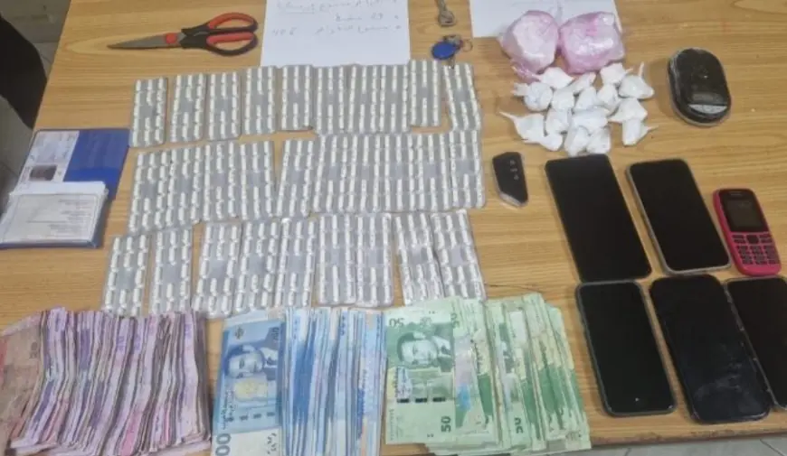 توقيف مبحوث عنه وطنيا وشريكه بطنجة متلبسين بحيازة الكوكايين والأقراص المهلوسة