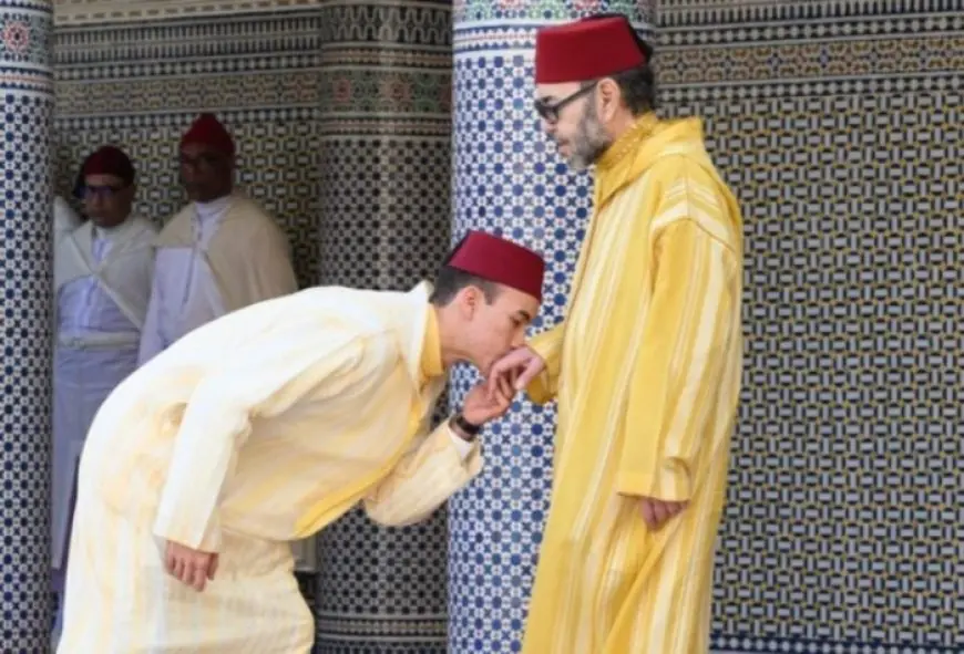 الملك محمد السادس يتقبل التهاني بمناسبة عيد الأضحى المبارك