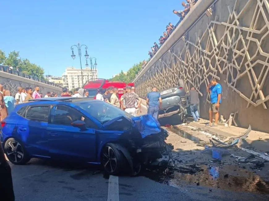 إصابة خمسة أشخاص في حادث اصطدام داخل نفق بني مكادة بطنجة