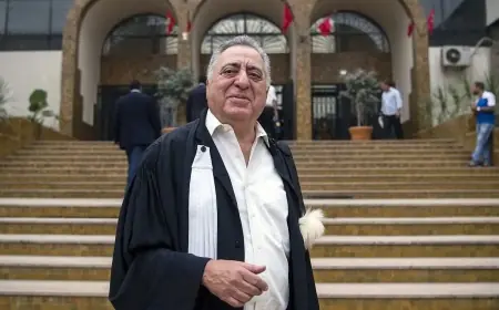 محكمة الاستئناف بالرباط ترفض طلب السراح المؤقت للنقيب محمد زيان