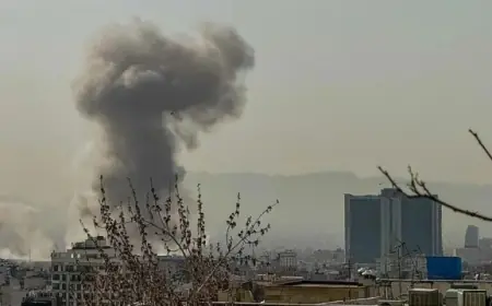 الولايات المتحدة تعلن تنفيذ ضربات ضد إيران بعد إسقاط مروحية عسكرية في مضيق هرمز