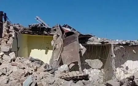 الجرافات تبدأ في هدم دوار الفوسفاط بعين السبع أقدم أحياء الصفيح بالدار البيضاء