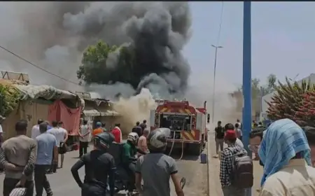 حريق مهول يلتهم محلات تجارية في بني ملال ويثير استنفار السلطات