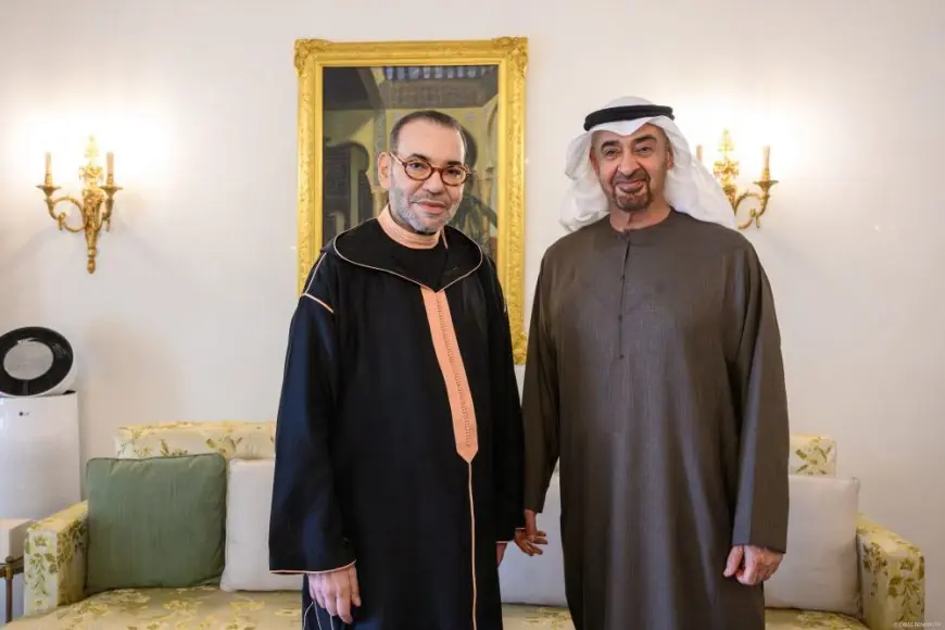 Rabat: Rencontre fraternelle entre le Roi Mohammed VI et Mohammed Ben Zayed Al Nahyane