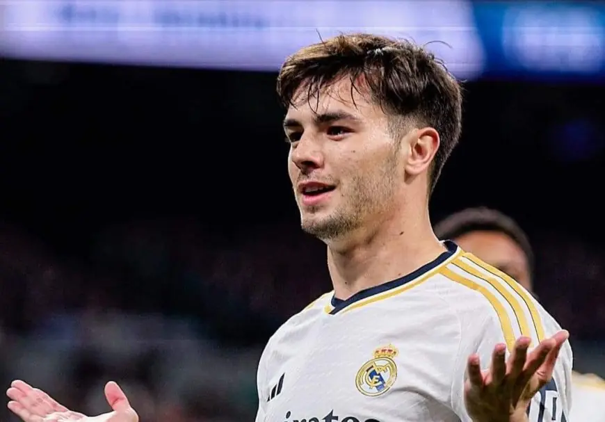 براهيم دياز يقرر البقاء مع ريال مدريد رغم عروض إيطالية من يوفنتوس وروما