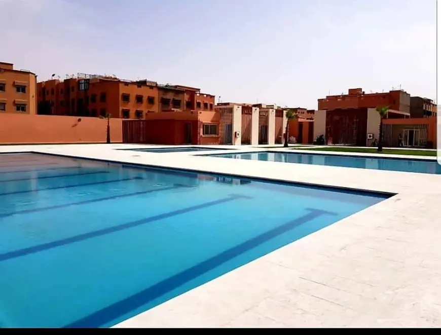 "مسابح مراكش الجماعية" خارج الخدمة ومواطنون يطالبون المنصوري بالتدخل