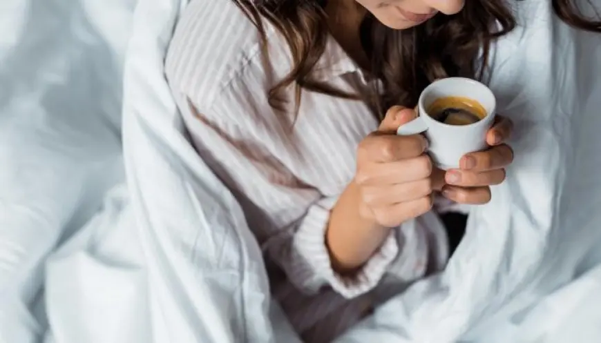 طبيبة تحذر من شرب القهوة على معدة فارغة وخطر التهاب البنكرياس