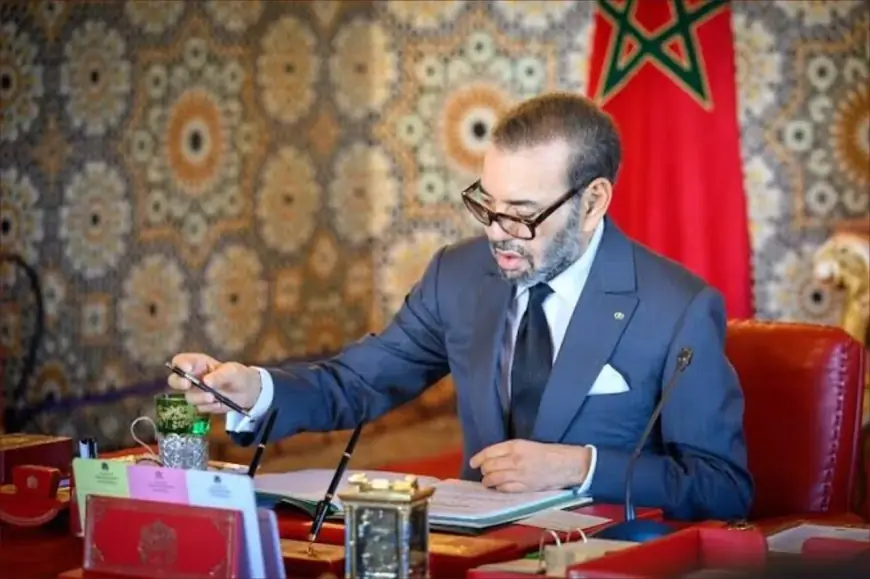 الملك محمد السادس يبعث برقية تهنئة لمحمد توشاسي بمناسبة تتويجه بطلا عالميا في رياضة الكيك بوكسينغ