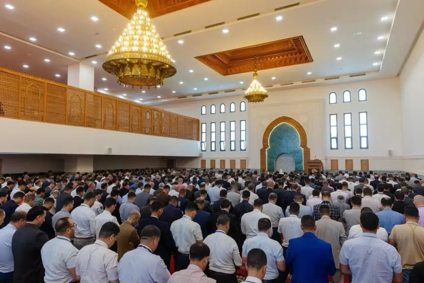 رجال ونساء الأمن يؤدون صلاة الجمعة بمسجد المقر الجديد للمديرية العامة للأمن الوطني بالرباط وسط أجواء روحانية