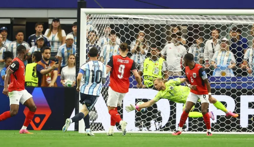 ميسي يقود الأرجنتين للتأهل إلى الدور الثاني من كأس العالم
