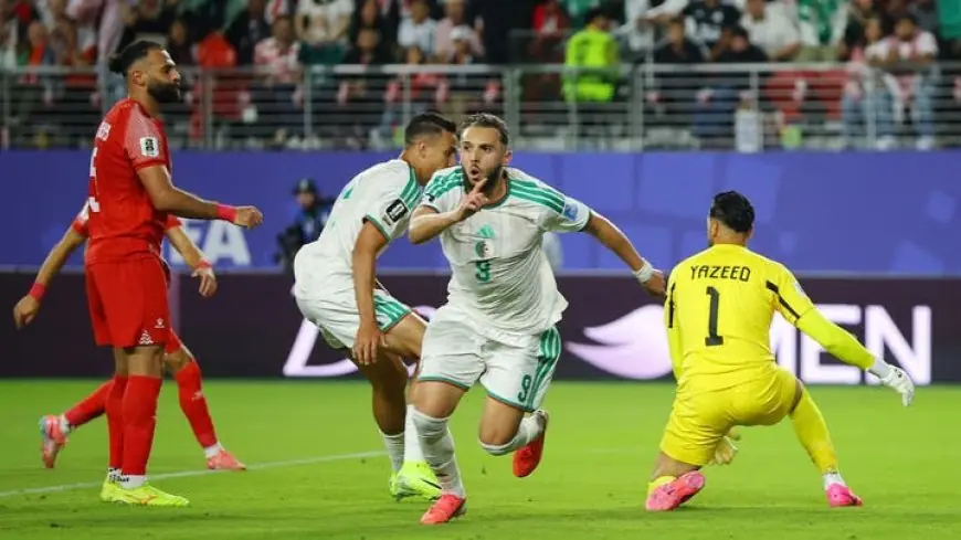 الجزائر تهزم الأردن في قمة عربية مثيرة بكأس العالم
