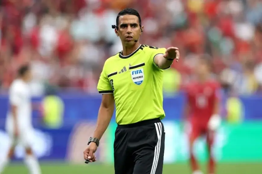 الحكم المغربي جلال جيد يدير مباراة ألمانيا وباراغواي