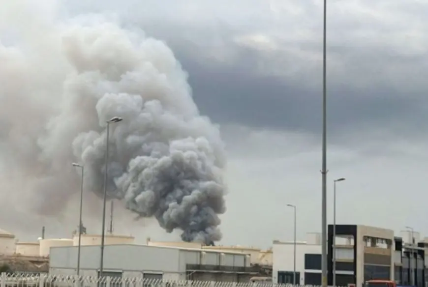 إيران تقصف مواقع في الكويت والبحرين ردا على ضربات أمريكية